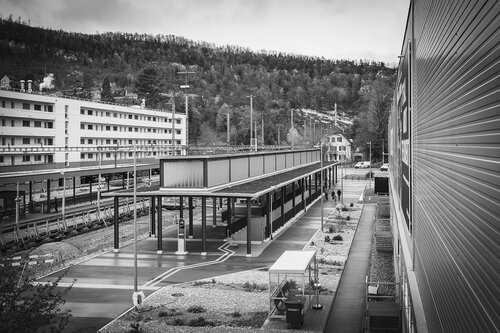 Bahnhof, Aarburg