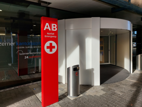 Eingangsbereich Luzerner Kantonsspital, Luzern