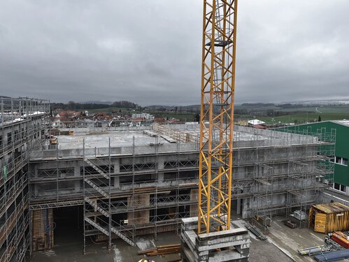 Die Baustelle Haslimann nähert sich mit grossen Schritten dem Ende des Rohbaus.