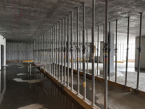 Die Baustelle Haslimann nähert sich mit grossen Schritten dem Ende des Rohbaus.