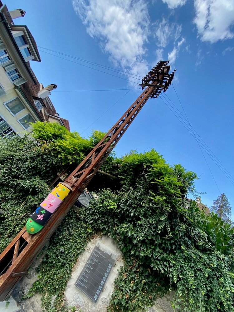 Der Stromflüsterer am Vierherrenplatz