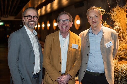 Volles Haus im flexA2 - wenn mit der AWG Wirtschaft und Politik zusammenkommen.