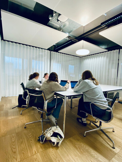 Wirtschaft erleben - direkt bei Leuenberger!