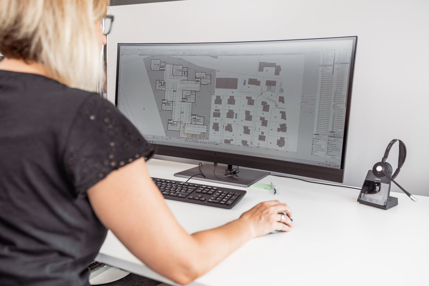Zeichner:in Architektur oder <p> Techniker:in Bauplanung